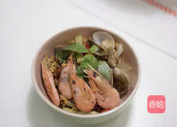 Spanish seafood risotto recipe illustration 4