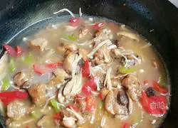 Illustration of how to make braised chicken legs 7