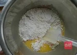 Strawberry Jam Cake Roll Recipe Illustration 3