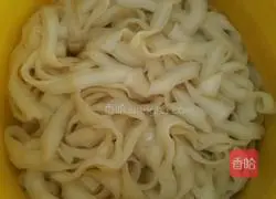 Vegetarian Illustration of how to make fried noodles 1