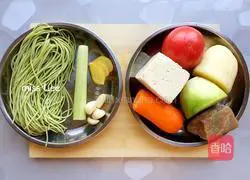 Illustration of how to make homemade spicy noodles 1