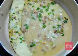 Illustration of how to cook bacon with thick eggs 13