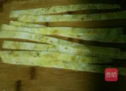 Illustration of how to make tuna kimbap 4