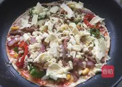 Illustration of making homemade beef pizza 12