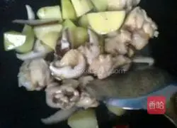 Illustration of how to make braised chicken and rice 3