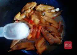 Illustration of how to make braised chicken wings 6