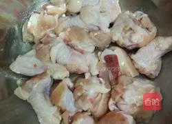 Taiwanese three-cup chicken recipe Illustration 1