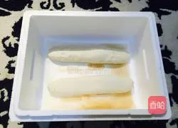 Illustration of how to make French bread sticks 9