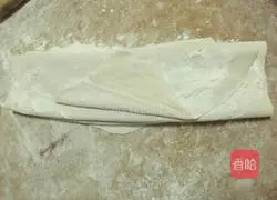 Illustration of how to make braised noodles (braised with cabbage, fungus, carrot and meat) 11