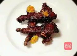 Shanghai local smoked fish recipe illustration 8