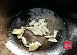 Illustration of how to make vegetarian fried noodles 3