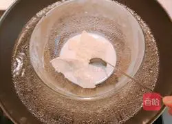 Illustration of how to make cup cheesecake 1