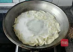 Xinjiang fried noodles recipe illustration 7