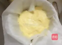 Illustration of how to make low-sugar lemon cake 7