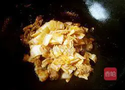 Illustration of how to make fried pork belly with kimchi 6