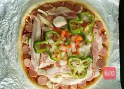 Illustration of how to make bacon and ham pizza 12