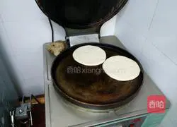 Illustration of how to make original pot helmet 3