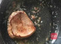 Illustration of how to fry steak 10