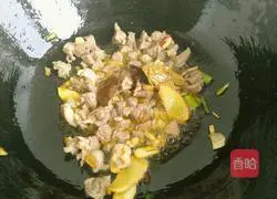 Illustration of how to cook mutton with carrots 4