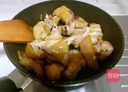 Illustration of how to make rock sugar elbow 9