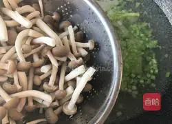 Crab mushroom, celery and tofu soup recipe 6