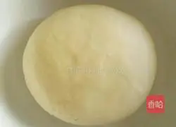 Illustration of how to make croissants 2