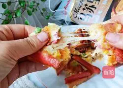 Toast Illustration of how to make bacon pizza 11