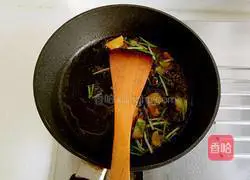 Illustration of how to make braised chicken and rice 7