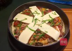 Bacon Pizza Recipe Illustration 15