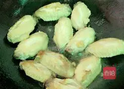 Illustration of Braised Chicken Wings in Oyster Sauce 6