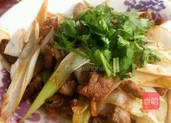 Saute green onions Meat recipe illustration 6