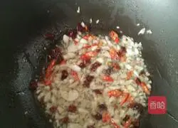 Illustration of how to make spicy beef vermicelli 5