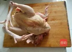 How to make nourishing braised chicken (with noodles) Illustration 1