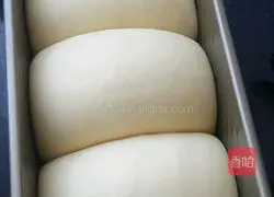 Illustration of how to make soft toast 8