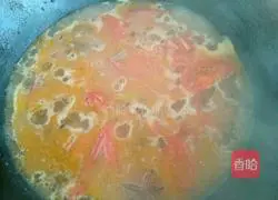 Tomato Beef Vermicelli Soup Recipe Illustration 7