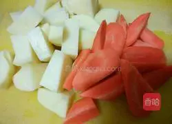 Illustration of how to make braised chicken legs with carrots and potatoes 3