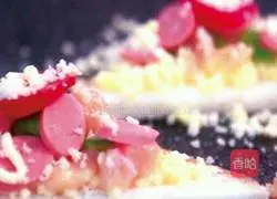 Toast Mini Pizza Recipe Illustration 4