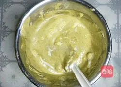 Illustration of how to make Matcha flavored cake roll 8