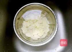 Illustration of how to make spicy griddle potato slices 4