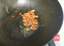 Illustration of how to make vermicelli and baby vegetables in soup 6