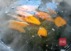 Illustration of how to make pan-fried chicken patties 10