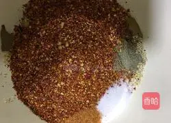 Illustration of how to make spicy but not spicy spicy oil 8