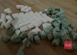 Illustration of two-color braised sesame seeds 2