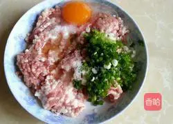 Illustration of how to make tofu wrapped in meat 2