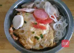 Illustration of homemade Yunnan small pot rice noodles 7