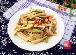 Illustration of how to make seafood mushrooms in oyster sauce 10