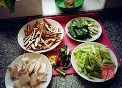 Illustration of how to make celery and dried tofu 6