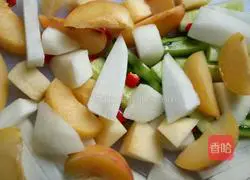 Fruit pickles Illustration of how to do it 1