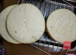 Birthday cake recipe illustration 1