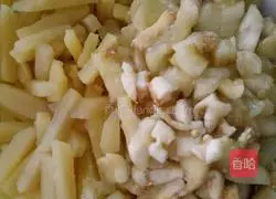 Illustration of how to make noodles with cold soup 3